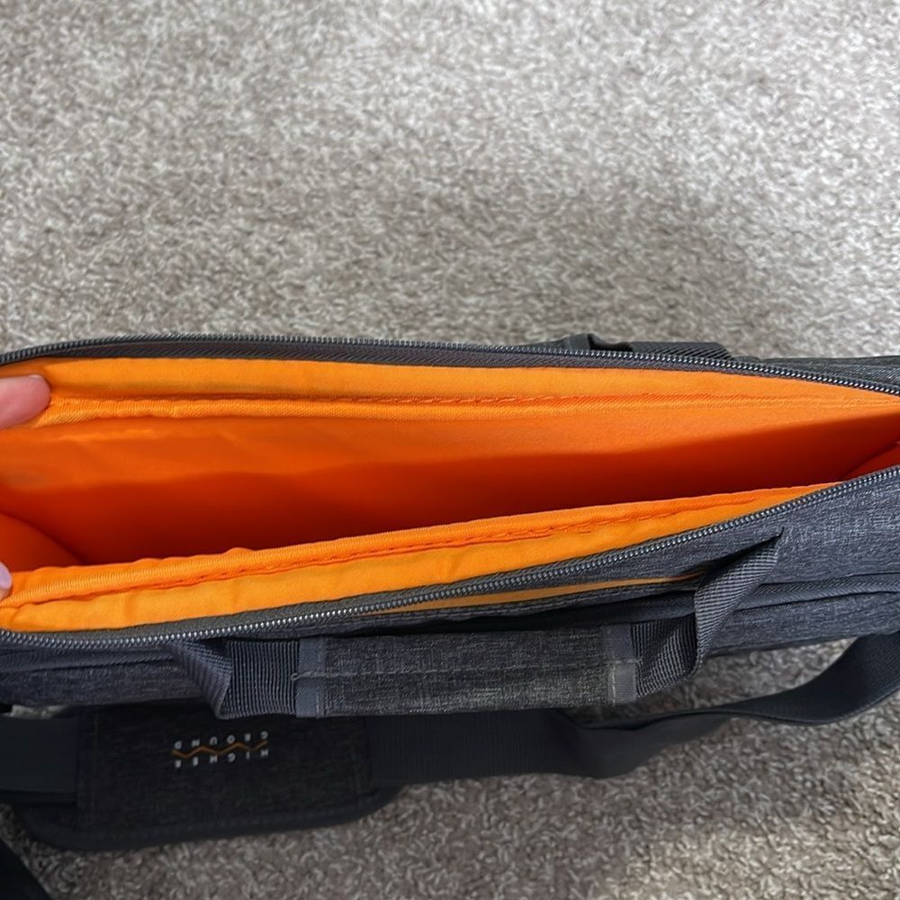 NWOT laptop case - Picture 4 of 5